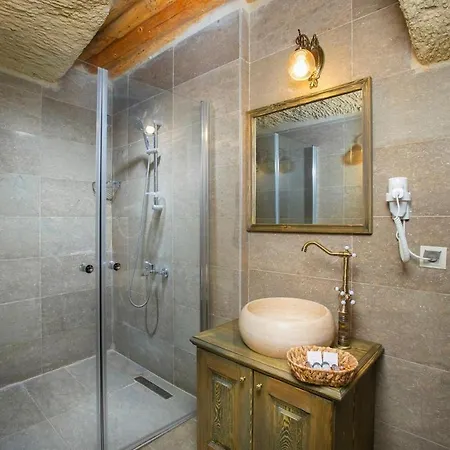 Authentic Cave House 5 And Castle View Holiday home