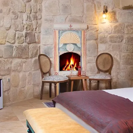 Holiday home Authentic Cave House 5 And Castle View *